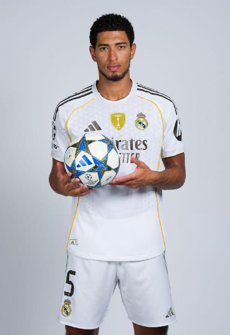 击剑冠军黄芊芊预祝2025海丝国际文旅节成功（击剑冠军黄芊芊祝愿2025海丝国际文旅节圆满成功）