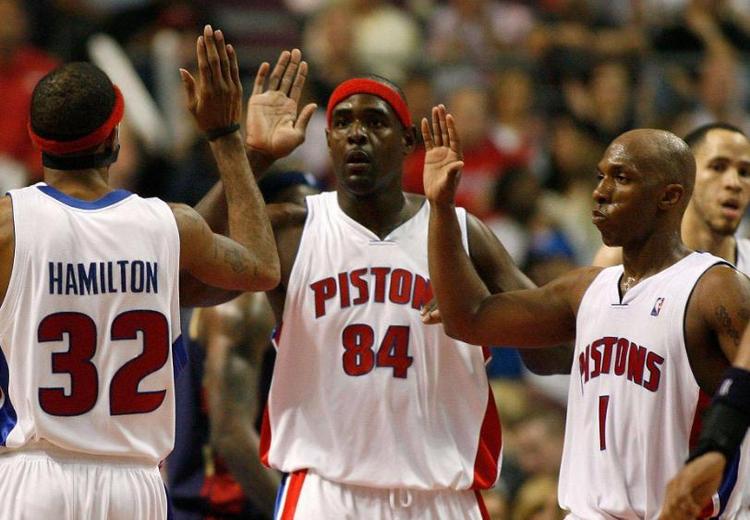 亚特兰大2-0佛罗伦萨，奥迪隆破僵，卢克曼建功（亚特兰大2-0完胜佛罗伦萨：奥迪隆先拔头筹，卢克曼再下一城）