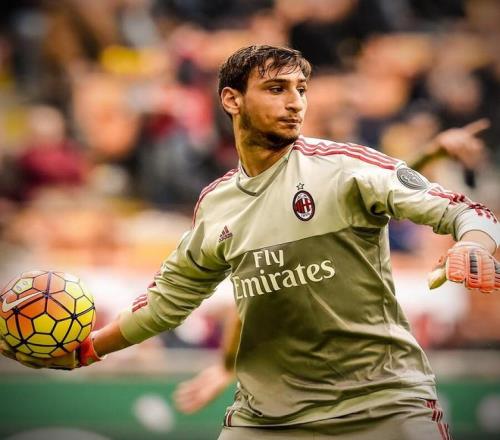 德转更新后英超U21球员身价TOP10：埃斯特旺8000万欧元第1（德转调整后英超U21身价前十：埃斯特旺以8000万欧领跑）