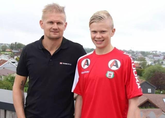 防线漏洞频出 难挡对手冲击（后防失误不断 难以抵御对手猛攻）