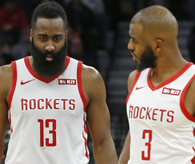 福克斯谈科内特：他对我们球队帮助巨大 甚至还能充当进攻组织者（福克斯：科内特对球队价值非凡 甚至能够承担进攻组织职责）