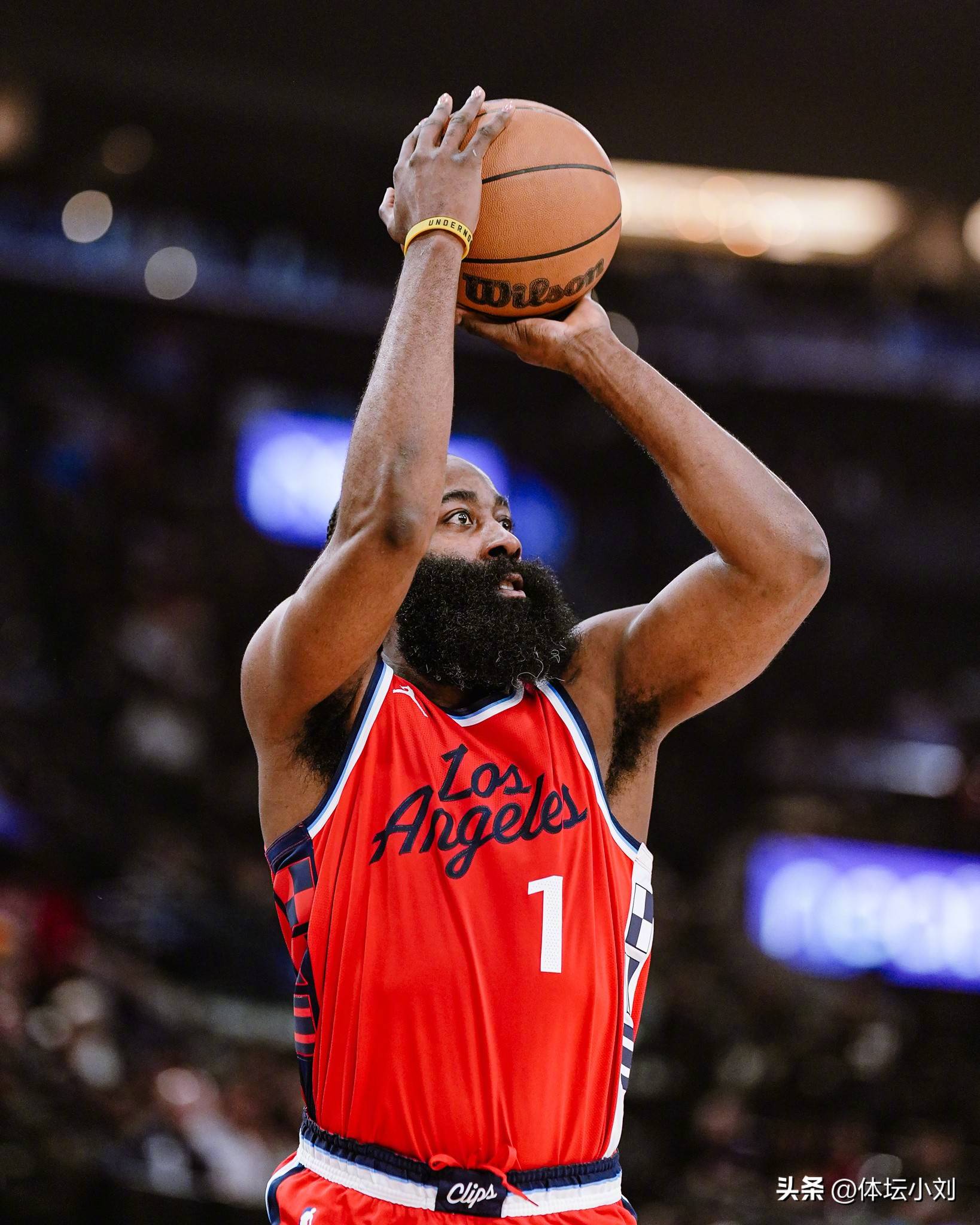 攻守易形，八成皇社球迷支持格德斯取代久保建英担任首发（风向已变：八成皇社球迷力挺格德斯顶替久保建英首发）