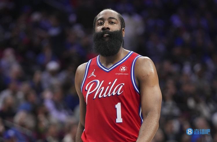 媒体人建言邵佳一：必须年轻化，在场上要争主动权和快节奏（媒体人建议邵佳一：球队需年轻化，比赛中要抢主动打快节奏）