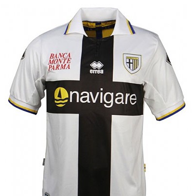 文班表现挣扎！马刺主帅：是我们整体表现挣扎，不是个人问题（文班遭遇低潮，马刺主帅：困境在于全队表现，并非个人问题）