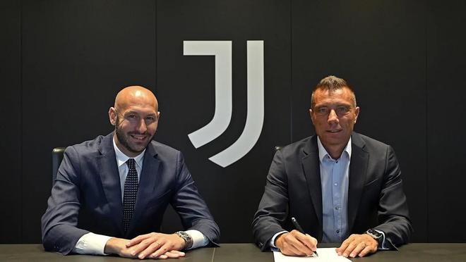 英媒：南安普顿期待埃弗顿再次对迪布林报价，估价超4000万镑（英媒：南安普顿盼埃弗顿再度报价迪布林，估值逾4000万英镑）