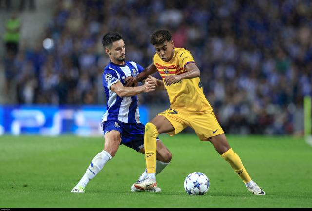 谁说“千年老二”？王皓的生日，让乒乓圈给出最硬的回答（别再提“千年老二”！王皓生日这天，乒坛用硬实力回应）