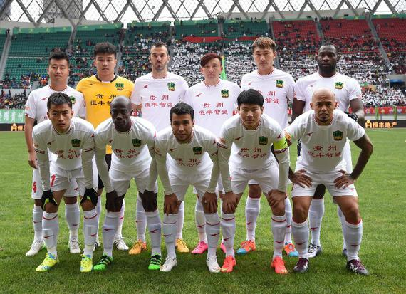 记者：多特为法比奥-席尔瓦提供了为期五年的合同（据记者报道：多特已向法比奥-席尔瓦提供一份5年合约）