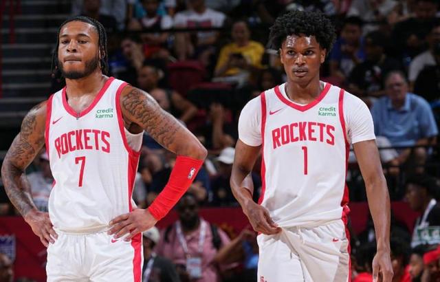 瓜帅：球员过节可以吃大餐，但如果增重3公斤就不会随队踢森林（瓜迪奥拉：节日可大吃大喝，但增重3公斤将无缘对阵森林）