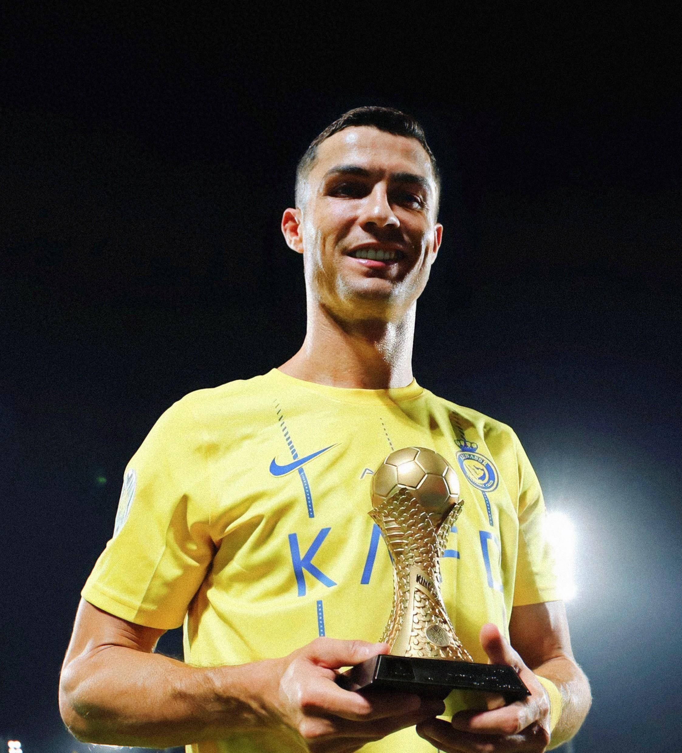 弗拉霍维奇晒龙珠悟空恢复照：手术很顺利，感谢大家（手术顺利！弗拉霍维奇晒悟空康复照，向大家致谢）