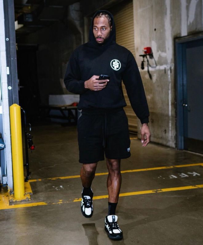 NBA焦点战：凯尔特人主场逆转猛龙（NBA焦点对决：凯尔特人主场完成逆转，力克猛龙）